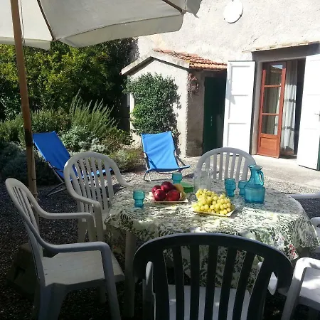 Bella Valle Farm stay *